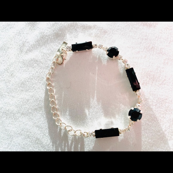 Bracelets - Picture 2 of 3